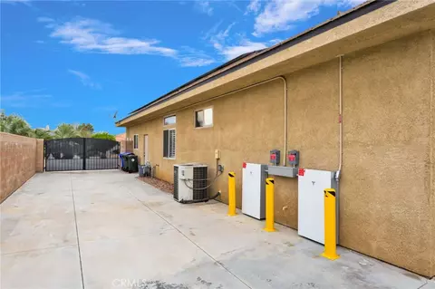 Exterior - 12935 Galewood, Apple Valley, CA 92308 photo 12 of 13