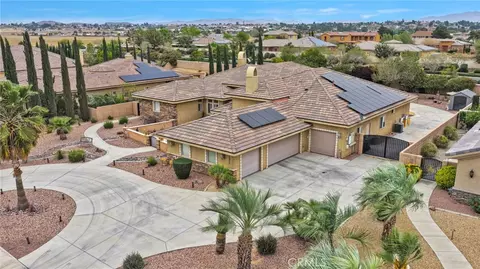 View/Area - 12935 Galewood, Apple Valley, CA 92308 photo 9 of 10