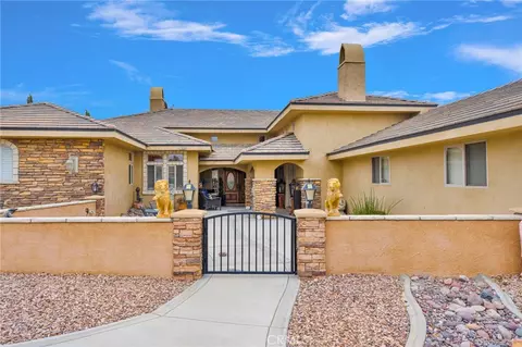 Exterior - 12935 Galewood, Apple Valley, CA 92308 photo 3 of 13