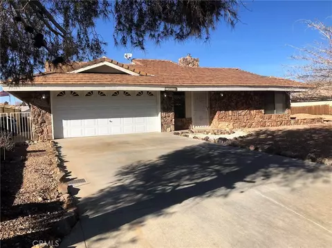 14524 Lighthouse Ln, Helendale, CA 92342
