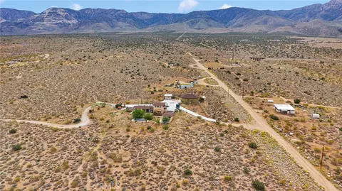 View/Area - 7985 Baker, Lucerne Valley, CA 92356 photo 3 of 12