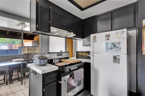 8970 Silver Rock, Pinon Hills, CA 92372 photo 13