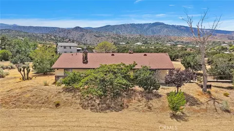 8970 Silver Rock, Pinon Hills, CA 92372 photo 47