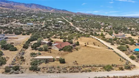 8970 Silver Rock, Pinon Hills, CA 92372 photo 46