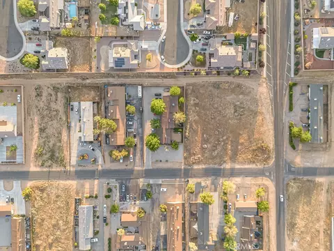 View/Area - 13250 Mohawk, Apple Valley, CA 92308 photo 4 of 5
