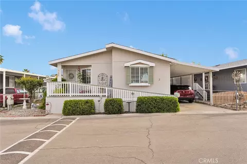 9161 Santa Fe E #3, Hesperia, CA 92345