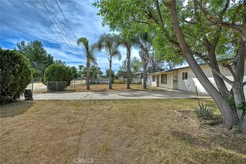 Exterior - 1226 Jay Bird Ln, Ramona, CA 92065 photo 3 of 10