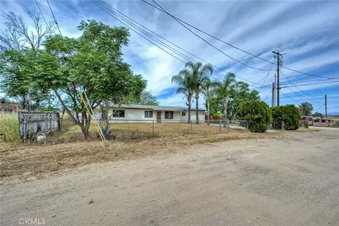1226 Jay Bird Ln, Ramona, CA 92065