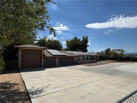14705 Mandan Rd, Apple Valley, CA 92307