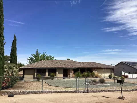 18616 Plumas St, Hesperia, CA 92345