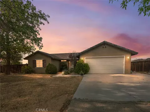 22404 Broken Lance Ct, Apple Valley, CA 92307