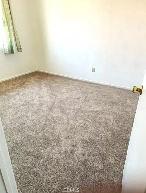 Bedroom - 16228 Wato Rd, Apple Valley, CA 92307 photo 1 of 2