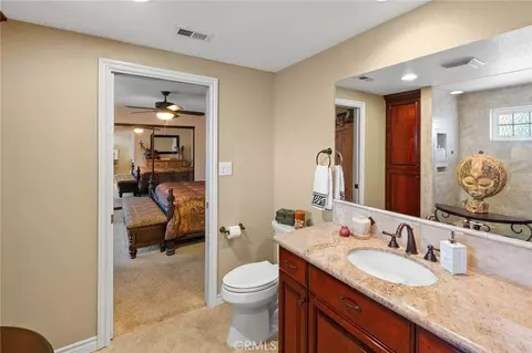 Bath - 19240 Tonkawan, Apple Valley, CA 92307 photo 2 of 4