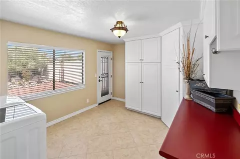 Other - 19240 Tonkawan, Apple Valley, CA 92307 photo 5 of 9