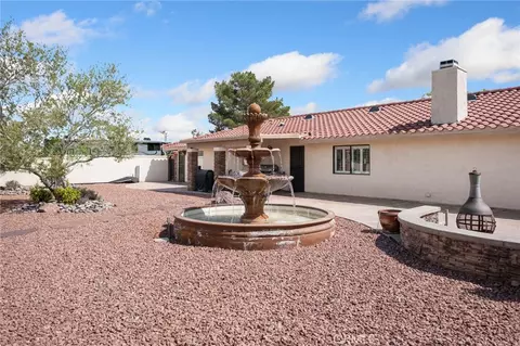 Exterior - 19240 Tonkawan, Apple Valley, CA 92307 photo 5 of 9