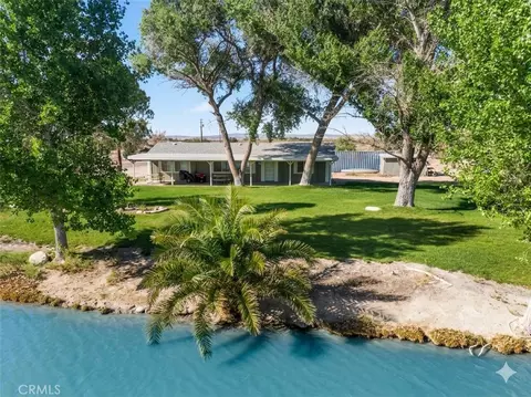 48197 Valley Center Rd, Newberry Springs, CA 92365