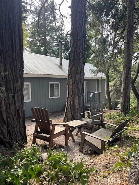 Exterior - 23752 Inspiration, Crestline, CA 92325 photo 3 of 8