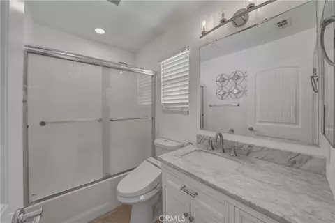 Bath - 15435 Kearny, Adelanto, CA 92301 photo 1 of 2