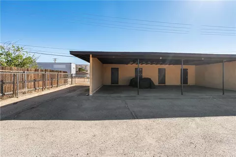 Exterior - 21739 Panoche Rd, Apple Valley, CA 92308 photo 5 of 6