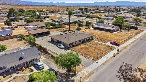 View/Area - 21739 Panoche Rd, Apple Valley, CA 92308 photo 9 of 12