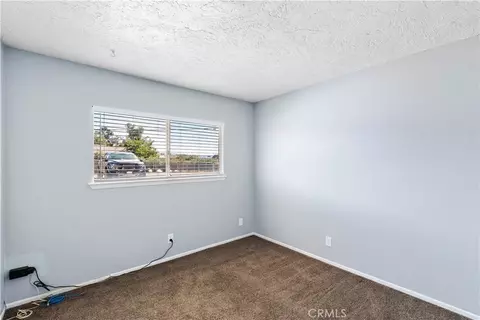 Bedroom - 21739 Panoche Rd, Apple Valley, CA 92308 photo 7 of 7