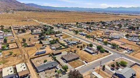 View/Area - 21739 Panoche Rd, Apple Valley, CA 92308 photo 3 of 12