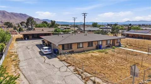 21739 Panoche Rd, Apple Valley, CA 92308