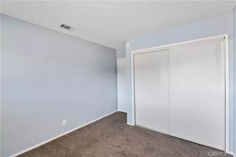 Bedroom - 21739 Panoche Rd, Apple Valley, CA 92308 photo 6 of 7