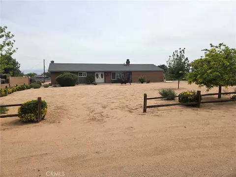 13955 Iroquois Rd, Apple Valley, CA 92307