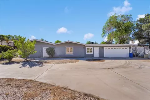 8732 Pico Ave, Hesperia, CA 92345