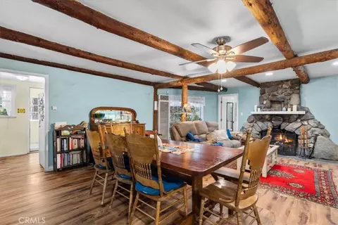 Dining - 5926 Willow, Wrightwood, CA 92397 photo 1 of 2