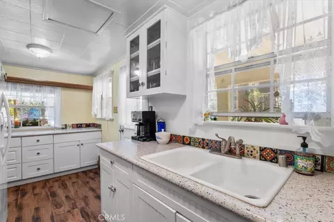Kitchen - 5926 Willow, Wrightwood, CA 92397 photo 3 of 4