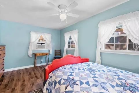 Bedroom - 5926 Willow, Wrightwood, CA 92397 photo 3 of 3