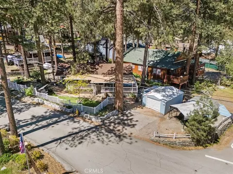 View/Area - 5926 Willow, Wrightwood, CA 92397 photo 2 of 4