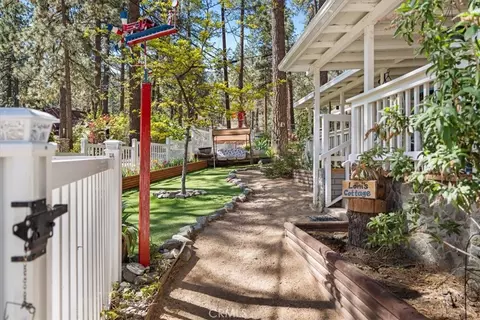 Exterior - 5926 Willow, Wrightwood, CA 92397 photo 2 of 10