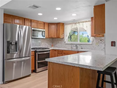 Kitchen - 15163 Tournament Dr, Helendale, CA 92342 photo 1 of 3