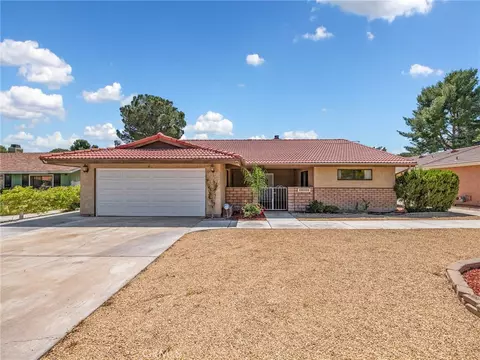 Exterior - 15163 Tournament Dr, Helendale, CA 92342 photo 1 of 8