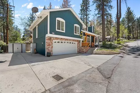 Exterior - 5955 Spruce, Wrightwood, CA 92397 photo 3 of 9