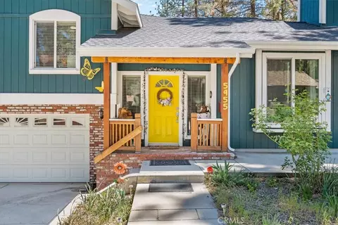 Exterior - 5955 Spruce, Wrightwood, CA 92397 photo 4 of 9