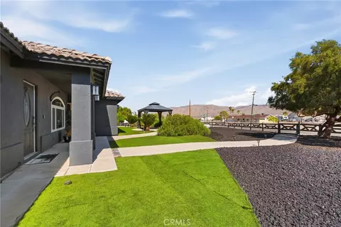 Exterior - 7518 San Bruno, Hesperia, CA 92345 photo 16 of 19