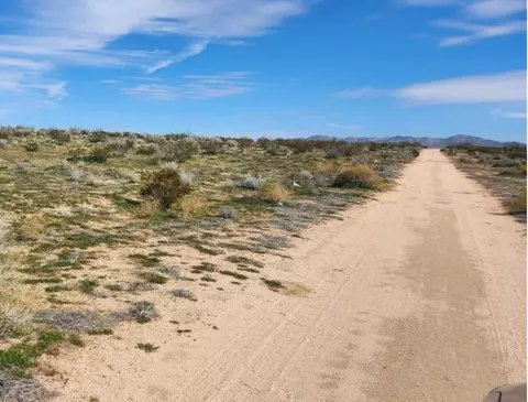 0 Sun Rose St, Adelanto, CA 92301