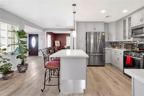 Kitchen - 720 Starlight St, Barstow, CA 92311 photo 2 of 4