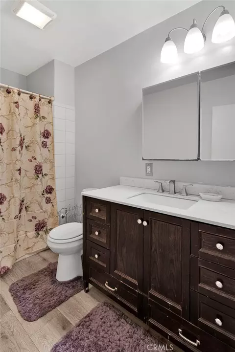 Bath - 720 Starlight St, Barstow, CA 92311 photo 8 of 8