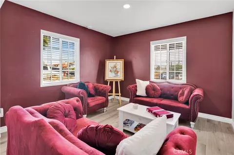 Living - 720 Starlight St, Barstow, CA 92311 photo 1 of 1