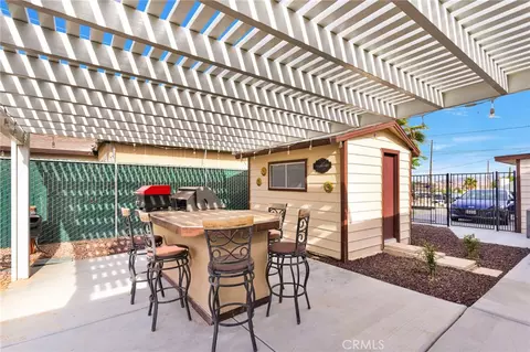 Exterior - 720 Starlight St, Barstow, CA 92311 photo 2 of 13