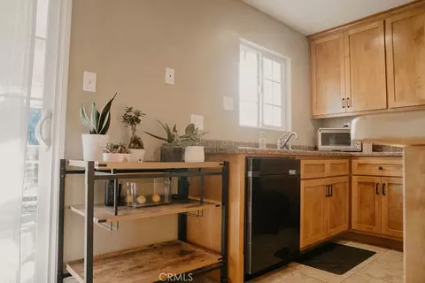 Kitchen - 1240 E Navajo, Barstow, CA 92311 photo 4 of 8