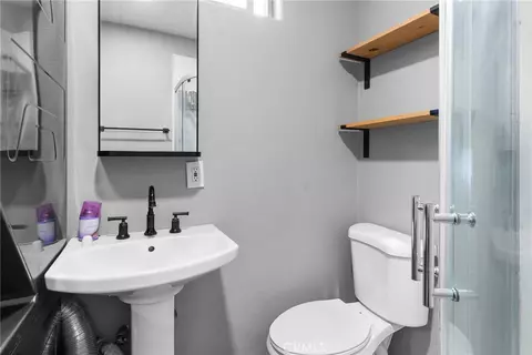 Bath - 22904 Waters, Crestline, CA 92325 photo 1 of 1