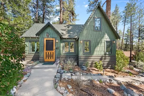 Exterior - 5632 Oak St, Wrightwood, CA 92397 photo 4 of 13