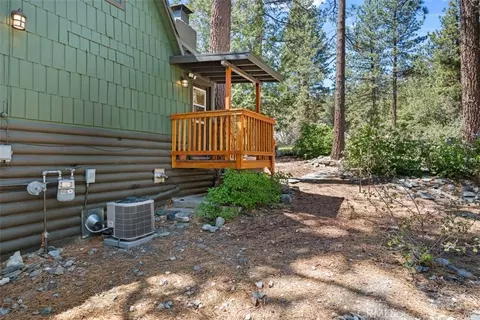 Exterior - 5632 Oak St, Wrightwood, CA 92397 photo 8 of 13