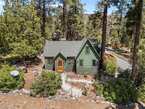 Exterior - 5632 Oak St, Wrightwood, CA 92397 photo 2 of 13